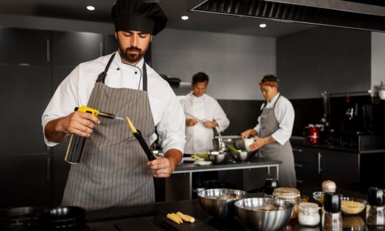 Restaurant, Hospitality & Catering Management for Restaurant Manager